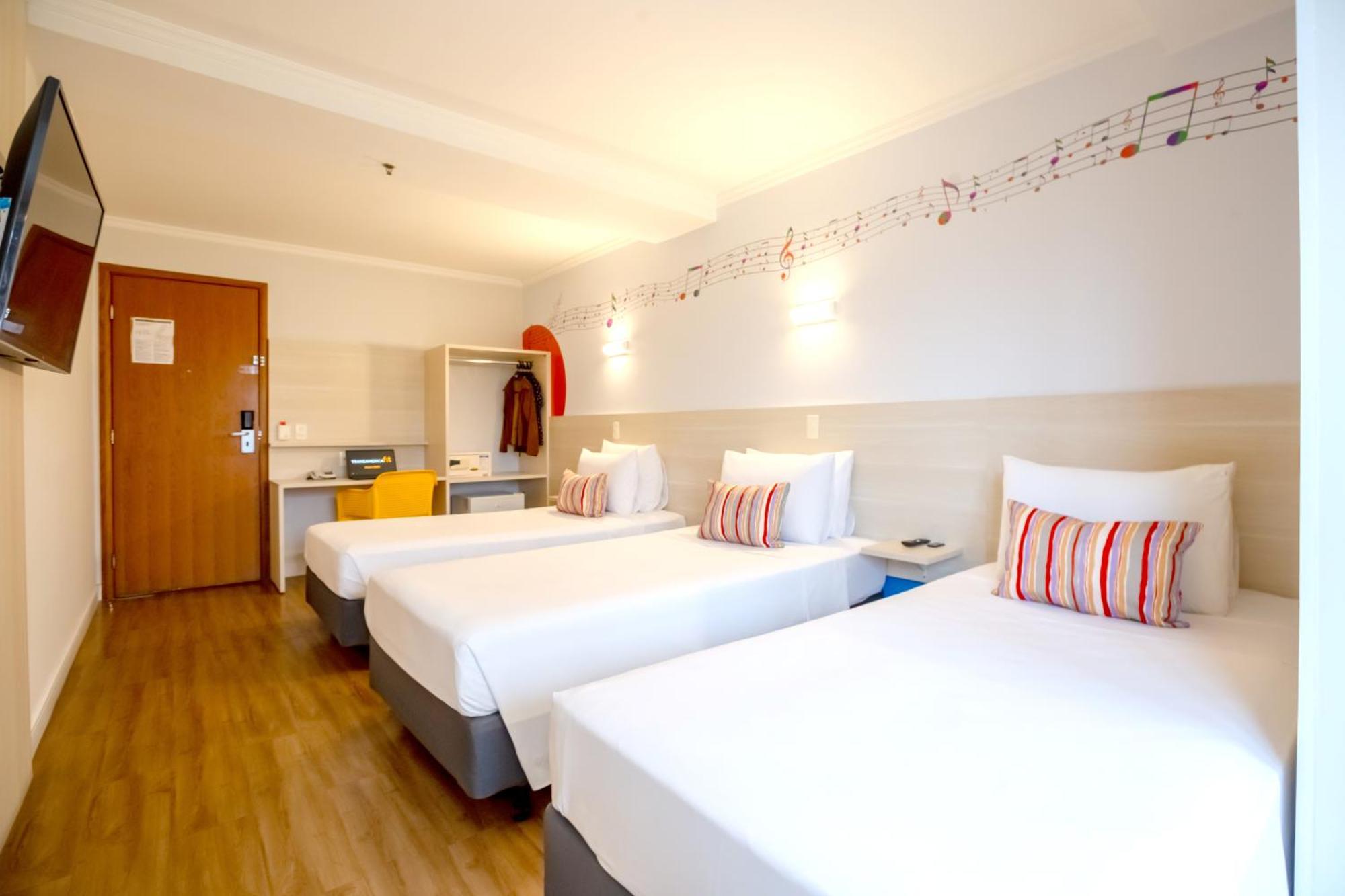 Transamerica Fit Lobos Hotel 3*